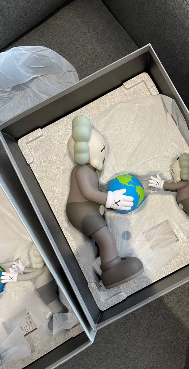 SIGNATURE TEE (Copy) (Copy) (Copy) (Copy) (Copy) (Copy) (Copy) (Copy)