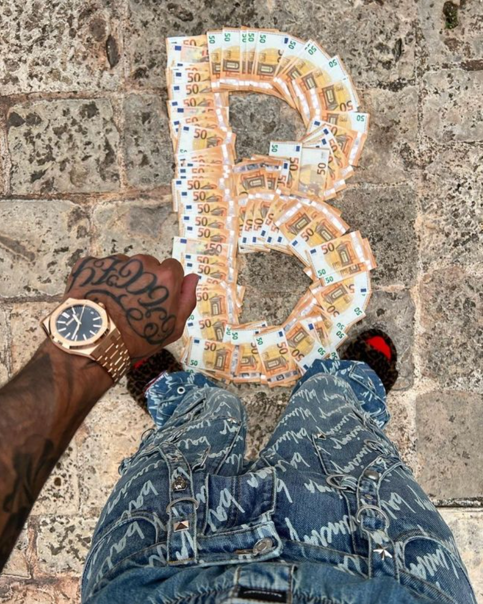 SIGNATURE TEE (Copy) (Copy) (Copy)